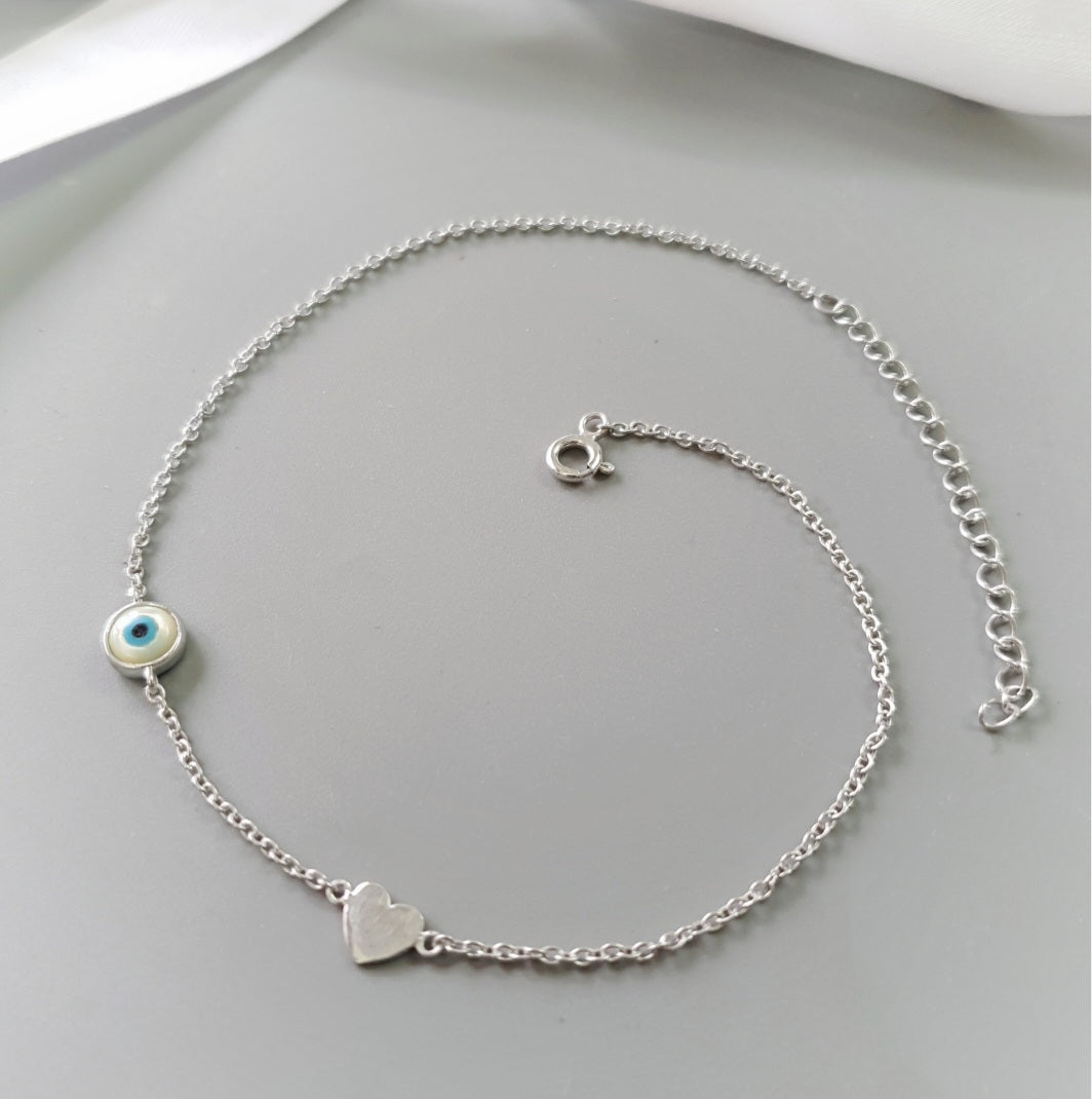 White Blossom Heart Anklet