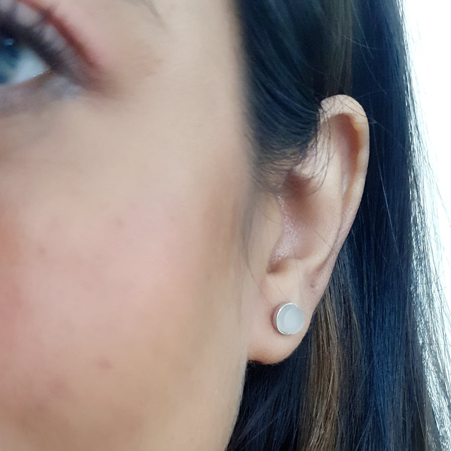 Gorgeous Gray Textured Transparency Earring